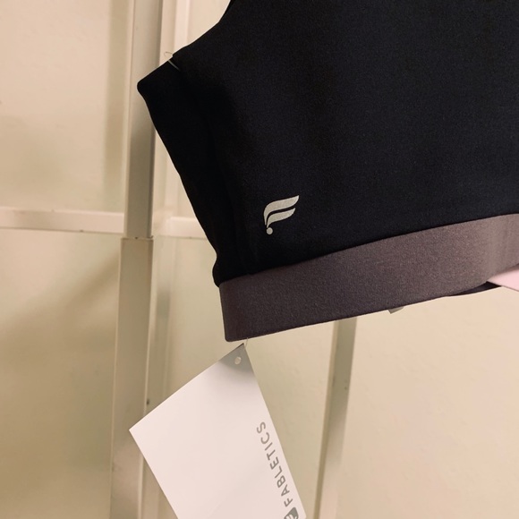 ***SOLD***NWT Fabletics Winn Sports Bra - Picture 5 of 6